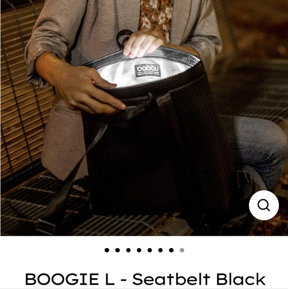 Babau Large Black Seatbeat Anti Theft Backpack with Interior Light - Picture 14 of 16